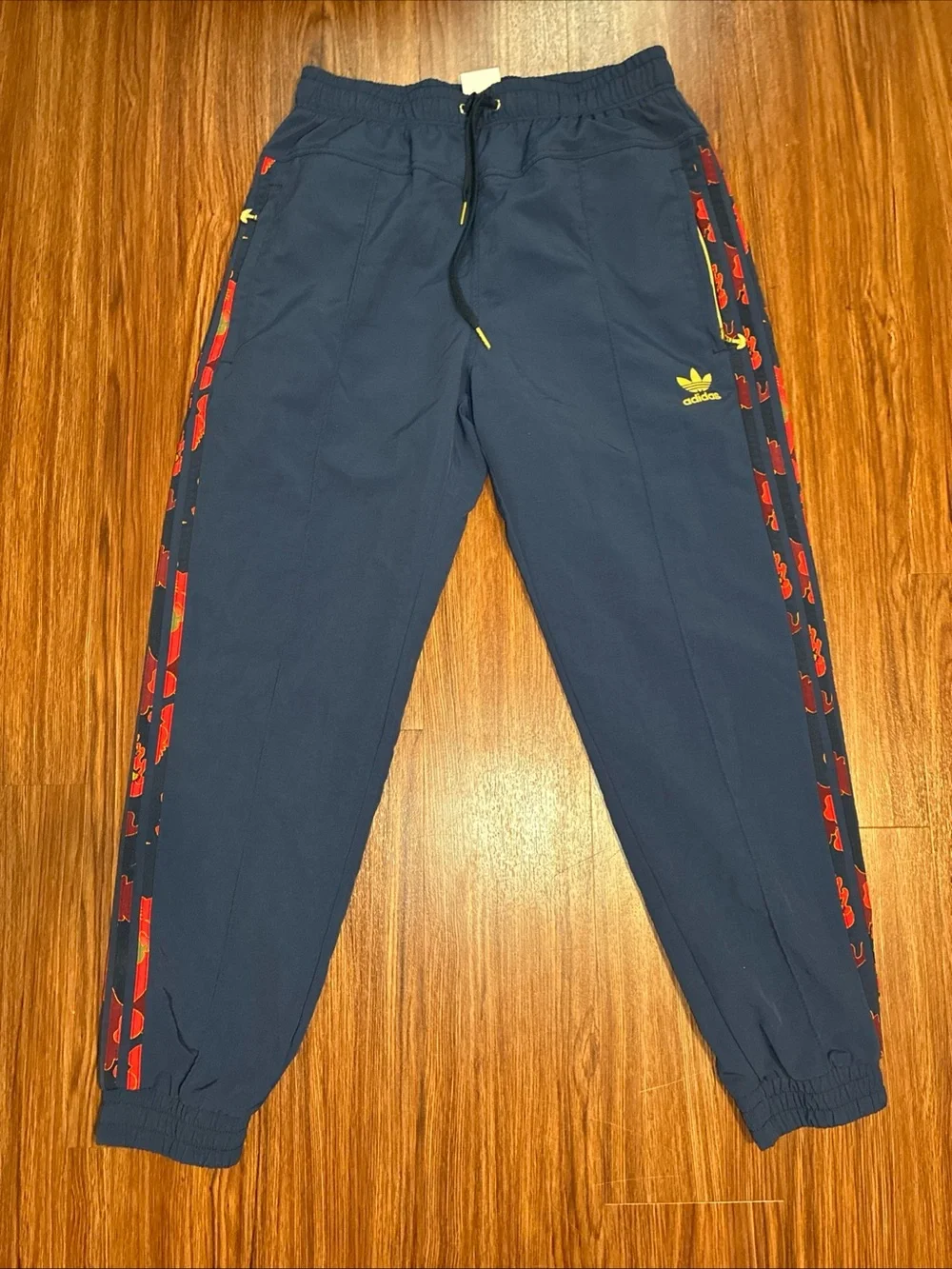 Adidas Originals Graphic Track Pants Men Medium  Blue Floral Japan Tiger Stripes